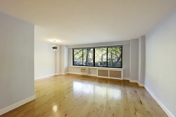 Rented by BSRG Realty | media 12