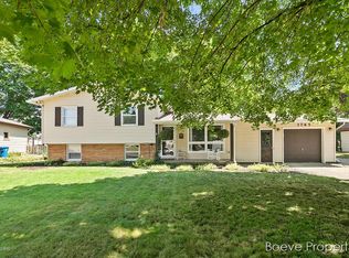3765 Omaha St SW, Grandville, MI 49418
