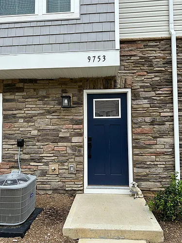 9753 Oaklawn Blvd Photo 1