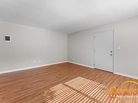4th image of 1539 Grand Ave APT 3