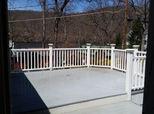 2 Boulder Rdg W, Danbury, CT 06811