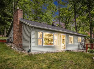 11448 Letchs Ln, Delton, MI 49046