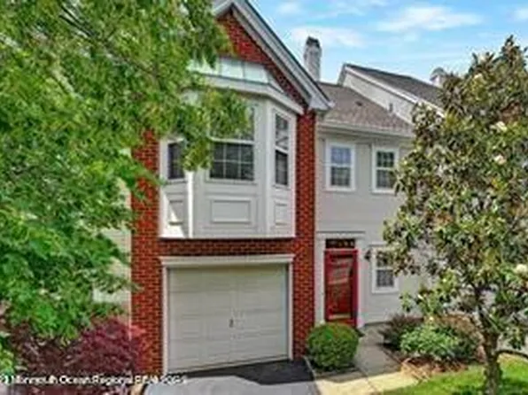 19 Painted Wagon Rd, Holmdel, NJ 07733