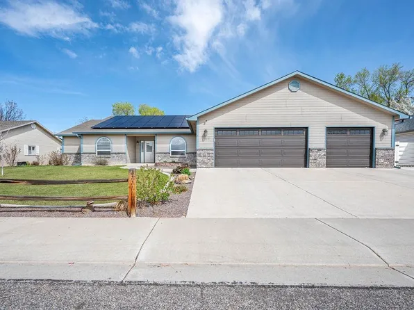 2468 Roaring Fork Dr, Grand Junction, CO 81505