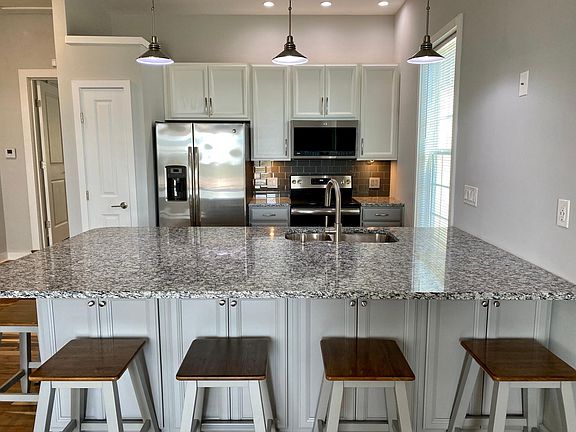 Kitchen Pic #2