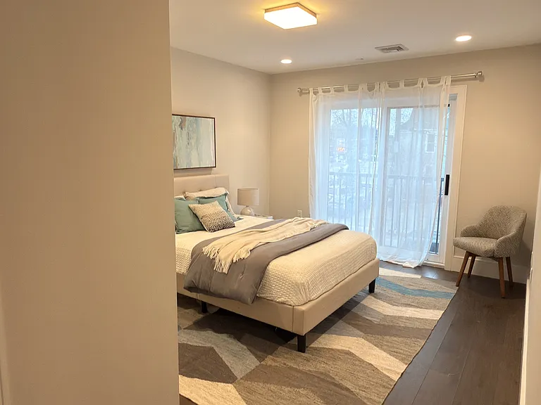 214 Market St #301 — Photo 17