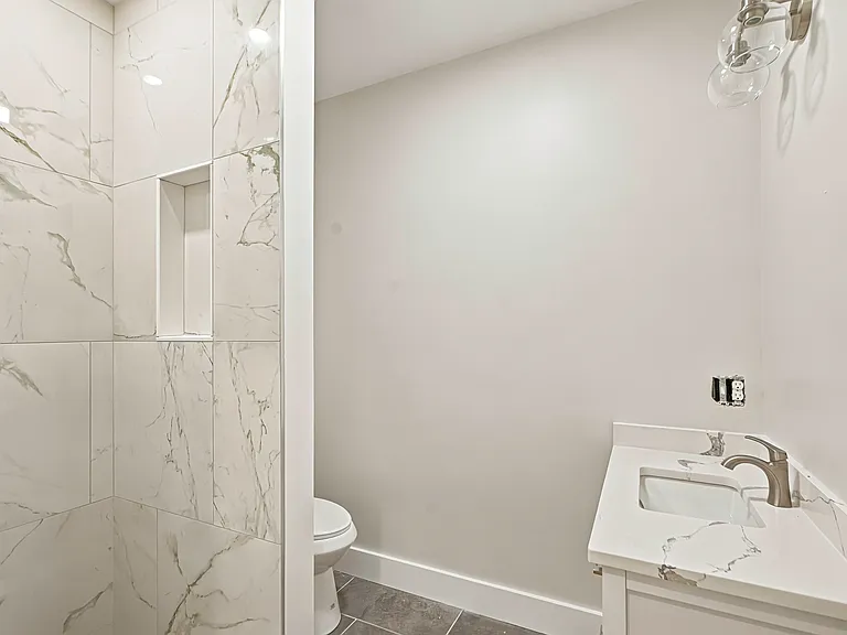 4A Mayhew St — Photo 9