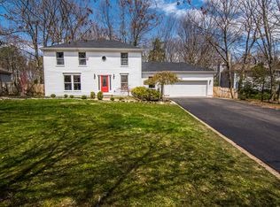 11 Brentwood Dr, Jackson, NJ 08527