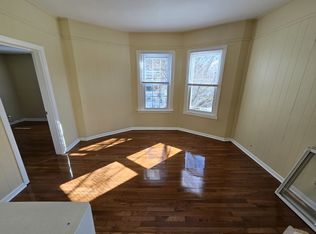 469 Huntington St #2, New Haven, CT 06511