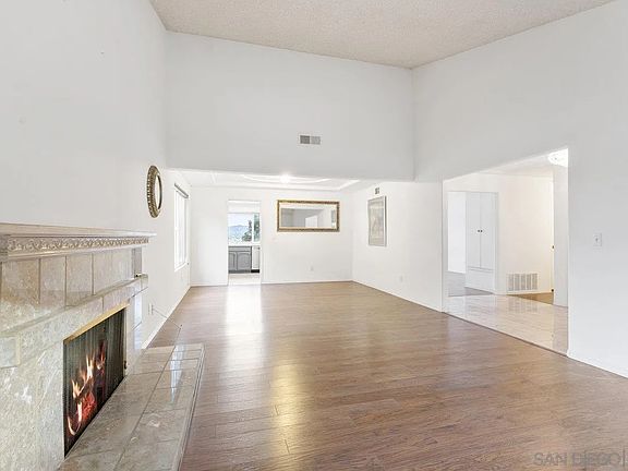 4th image of 1135 Yerba Verde Dr