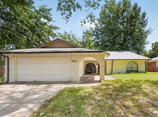 2209 S Juniper Ave, Broken Arrow, OK 74012