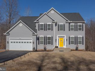 74 Crowncrest Rd, Fredericksburg, VA 22406