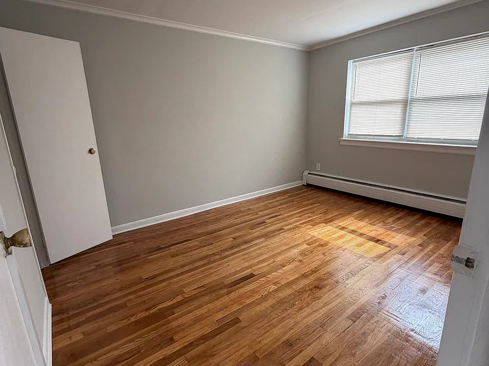 559 Anderson Ave #B1