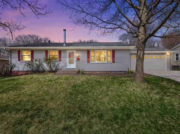 2934 E Washington St, Iowa City, IA 52245