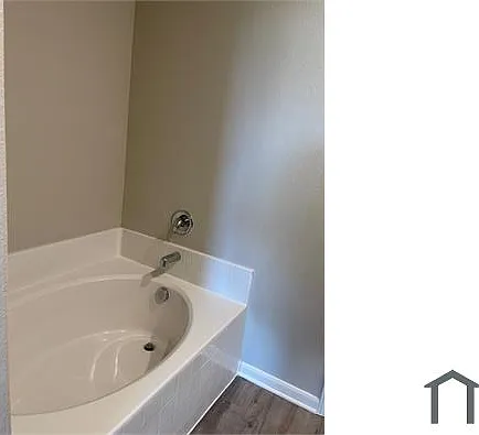 212 Aceves Ct — Photo 16
