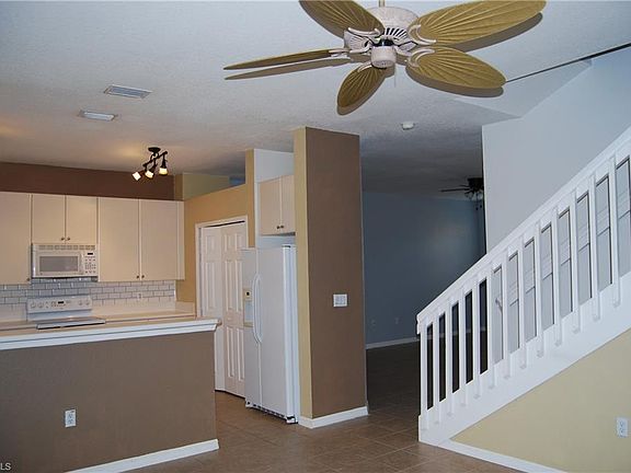 3rd image of 7549 Bristol Cir