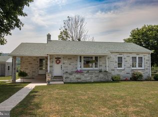 545 Suedberg Rd, Pine Grove, PA 17963