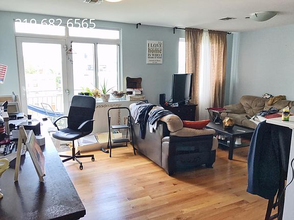 2nd image of 11 Meserole St APT 05C