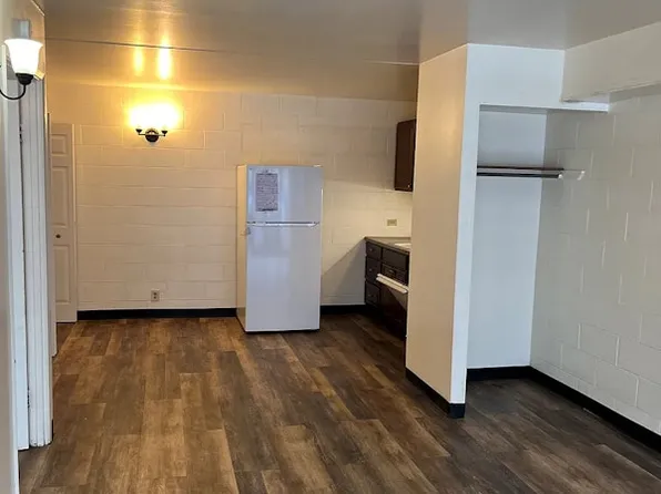 Hilo Val Hala Apartments