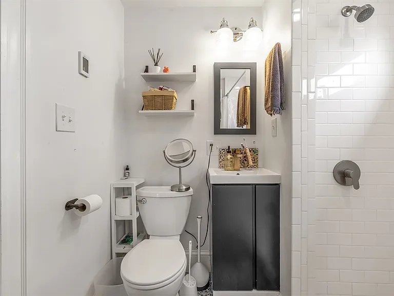 151 Magazine St #3 — Photo 4