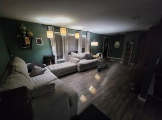 251 60th Ave NE, Fridley, MN 55432