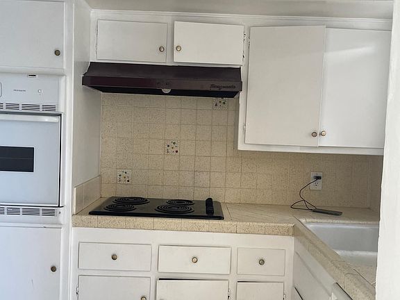 2nd image of 237 E Navilla Pl #2