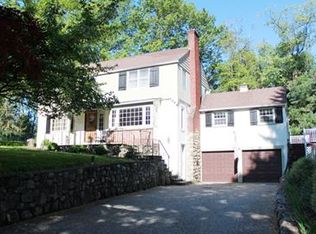 38 Shawnee Trl, Sparta, NJ 07871