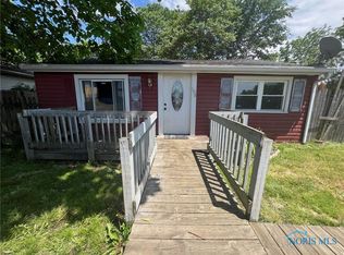 208 Plymouth St, Marion, OH 43302