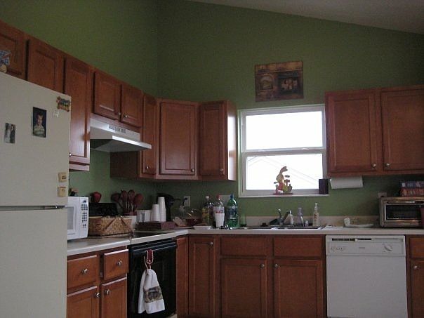 2nd image of 1252 Cynthiana Ct