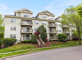 317 Hildred Dr, Burlington, VT 05401
