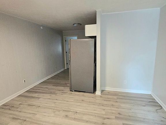 5th image of 109 Meadow Lark Ln #24