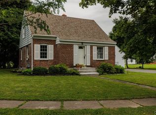 1343 Cosgrove St, Watertown, NY 13601