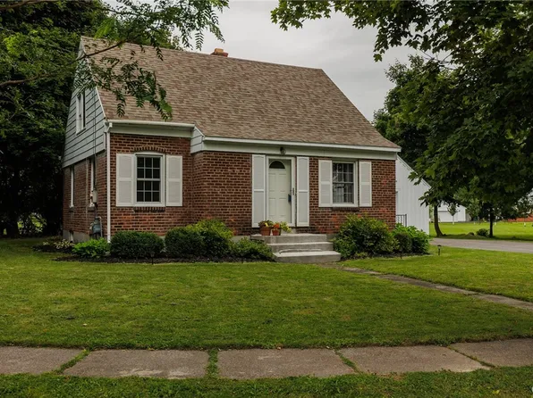 1343 Cosgrove St, Watertown, NY 13601