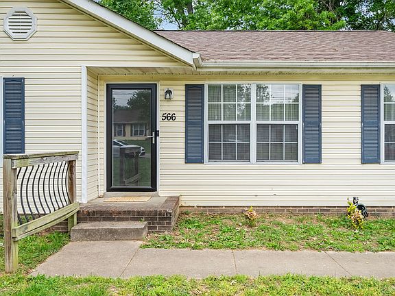 3rd image of 566 Lorie Ln