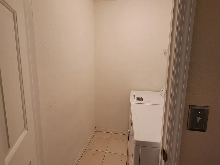 34926 Teeview Ln — Photo 13