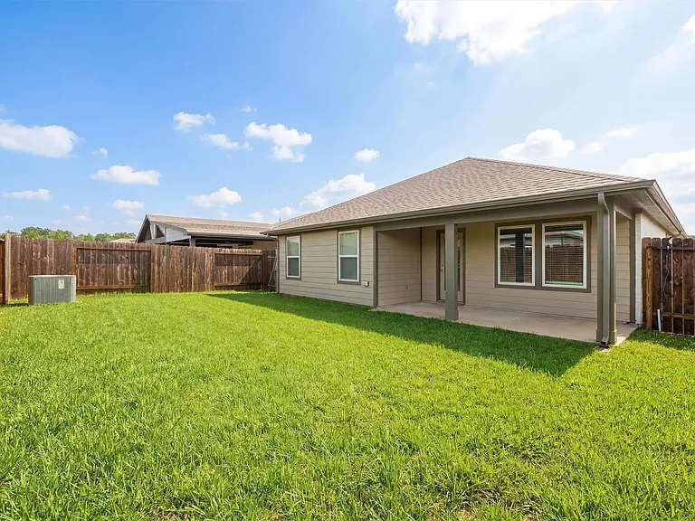 6814 Bradford Terrace Rd — Photo 30