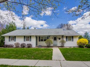 123 Libal St, De Pere, WI 54115