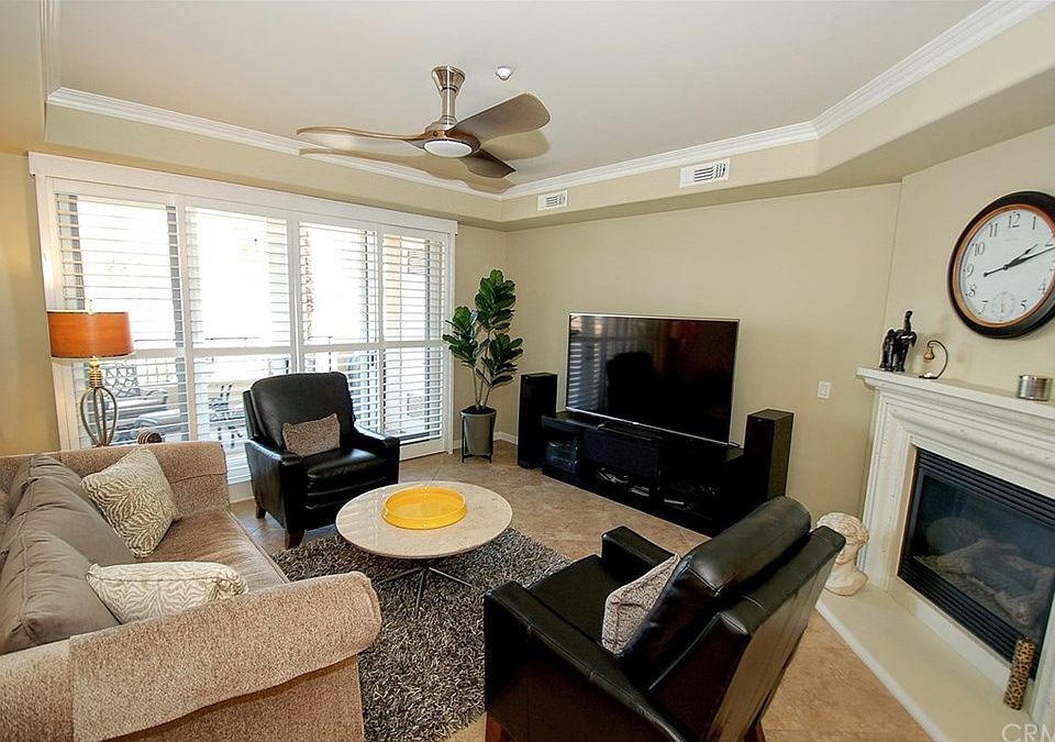 1st image of 401 Bernard St #204