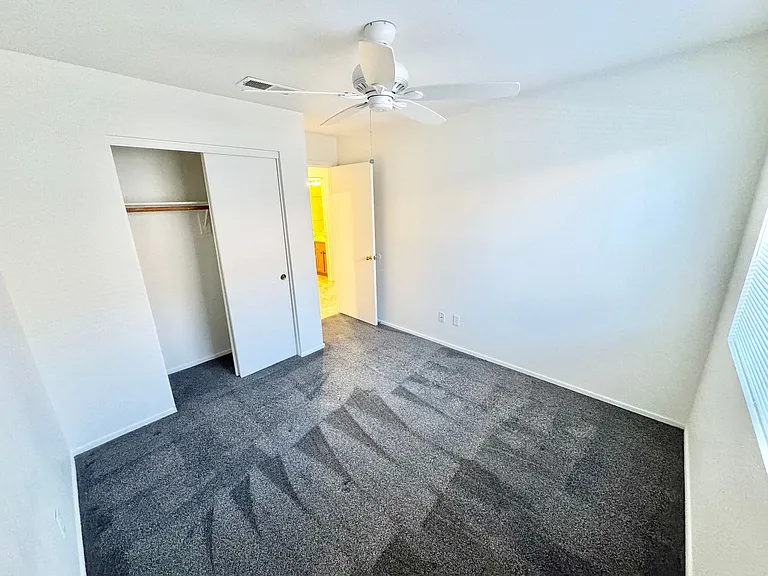5209 W Taro Ln — Photo 42