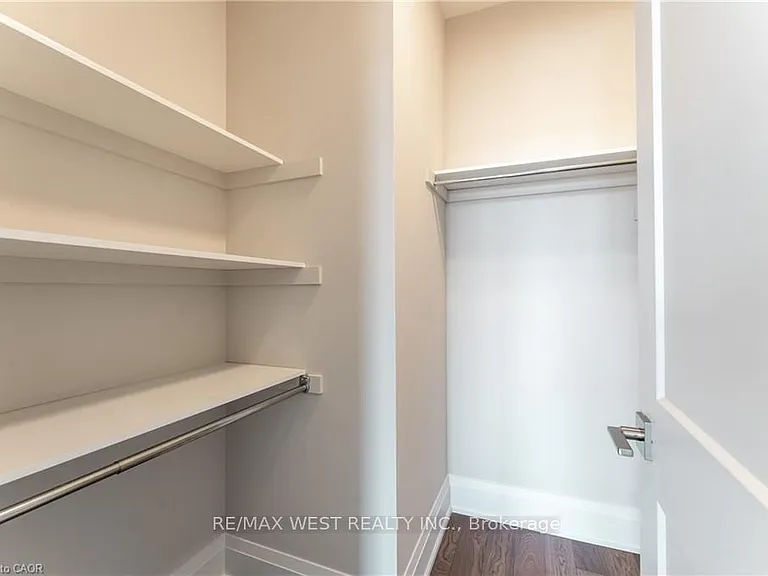 119 Jay St — Photo 20