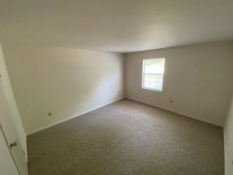 14203 Cedarwood Dr SW — Photo 8