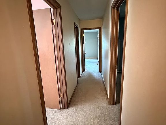 5th image of 2058 Lewis St