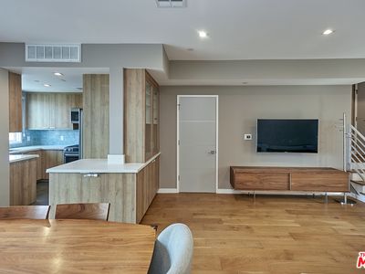 1015 Figueroa Ter APT 6, Los Angeles, CA, 90012