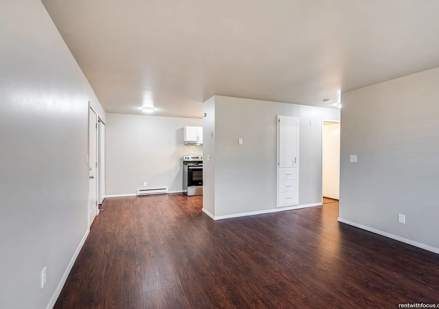 1105 Joyce Street — Photo 4
