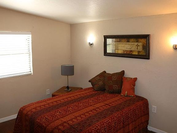 5th image of 2535 Vinson Ave