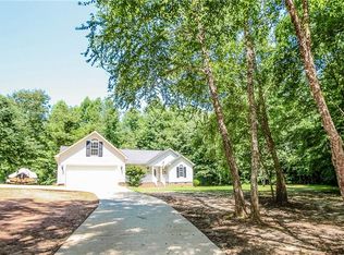 613 Walter Scott Ln, West Union, SC 29696
