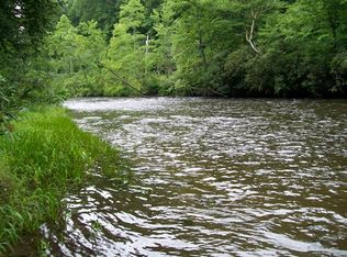 19 Tate Cove Rd, Franklin, NC 28734