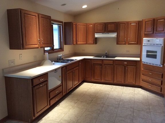 2nd image of 800 Serene Trl