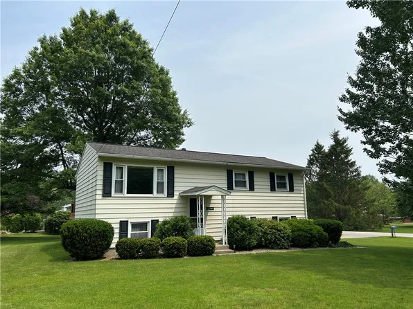 12786 Leslie Rd, Meadville, PA 16335