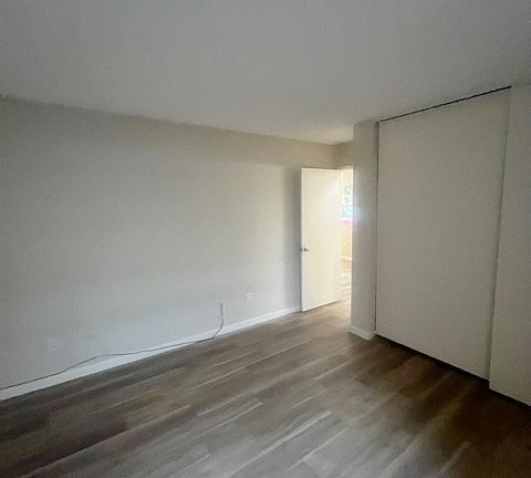 5th image of 2672 Figueroa Blvd #B